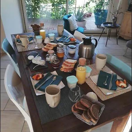 Les Ricochets - ゲストハウス 3*